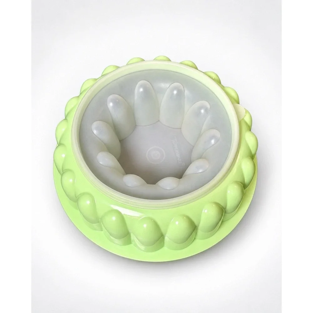 Vintage Tupperware Jel-Ring Mold Green Gelatin Jello Bundt w Lid Center Insert
